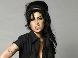 Mark Ronson: "No habría hecho 'Rehab' con Amy Winehouse si hubiera conocido sus adicciones"