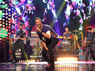 Coldplay no tocarán en el festival de Glastonbury en 2022