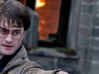 Daniel Radcliffe interpretará a 'Weird Al' Yankovic en una película biográfica