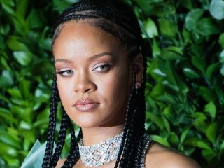 Rihanna dona 15 millones de dólares a organizaciones por la justicia climática