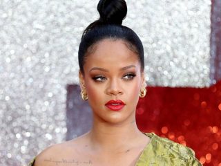 Rihanna comparte una foto de su embarazo