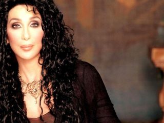 Cher recuerda su primer aborto